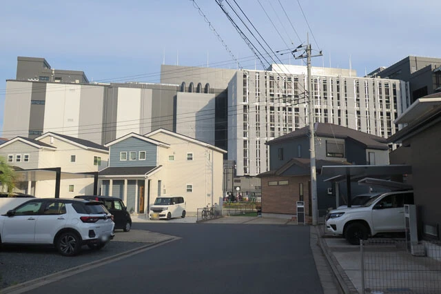 固定資産税だけで100億超! "金になる"巨大施設「データセンター」に囲まれた住民たちの本音は?